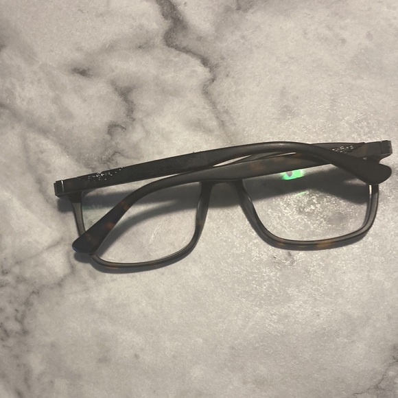 POLICE - Picture 6 of 14